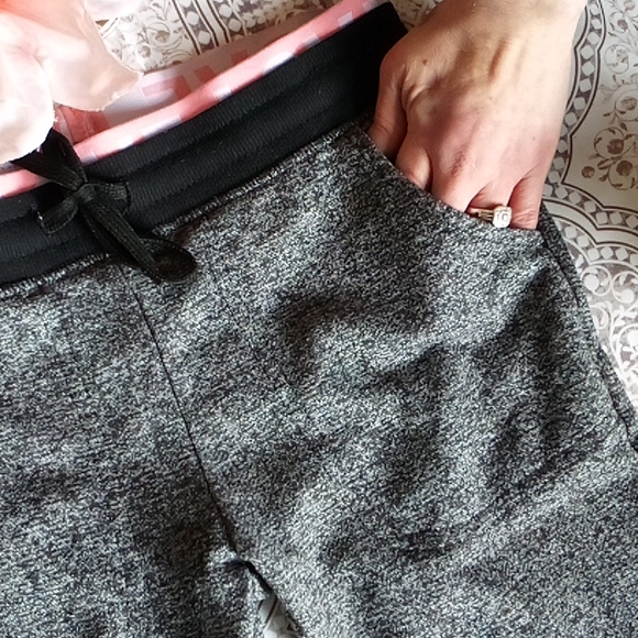 Cute rue 21 sweat pants - Picture 11 of 16